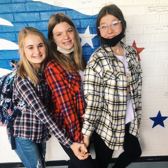 Meet your Posher, Meredith - Picture 9 of 15